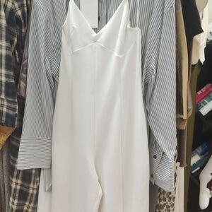 Zara White V-Neck Sleeveless Jumpsuit